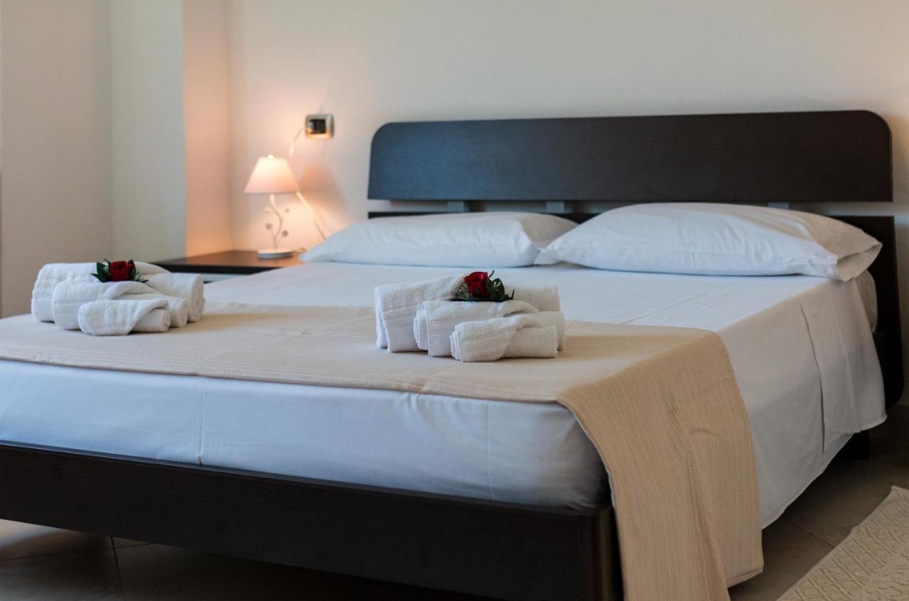 Royal Suite Apartment Cala Gonone Buitenkant foto