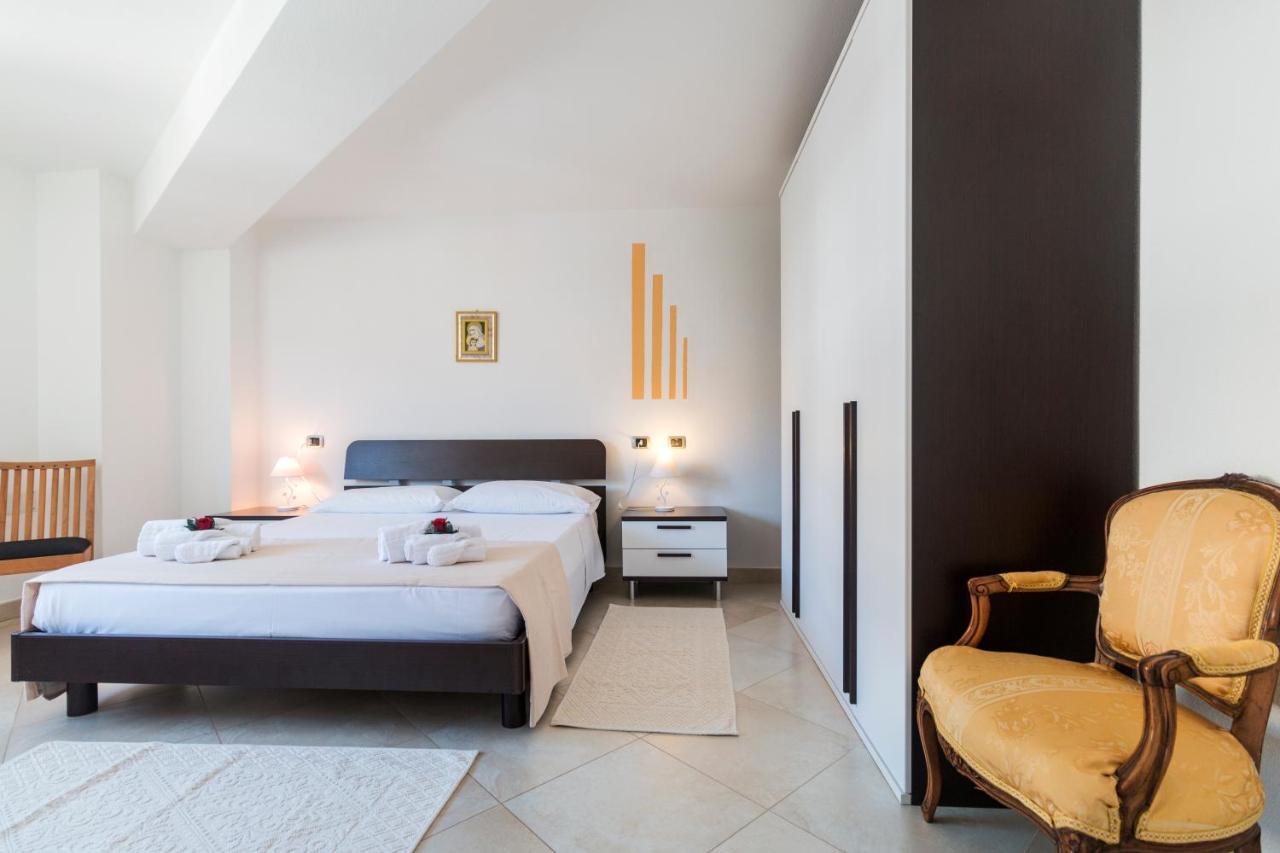 Royal Suite Apartment Cala Gonone Buitenkant foto