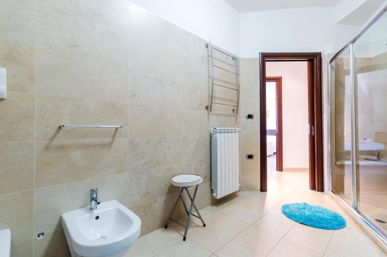 Royal Suite Apartment Cala Gonone Buitenkant foto